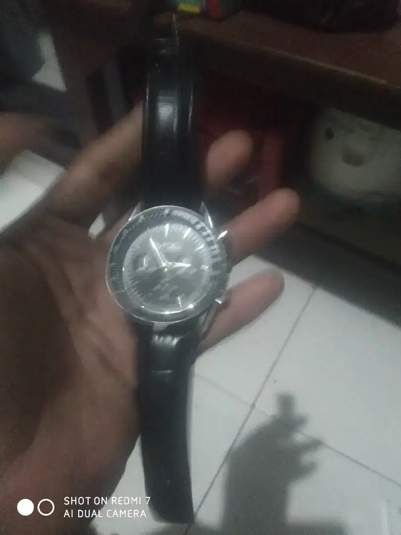 Jam tangan pria