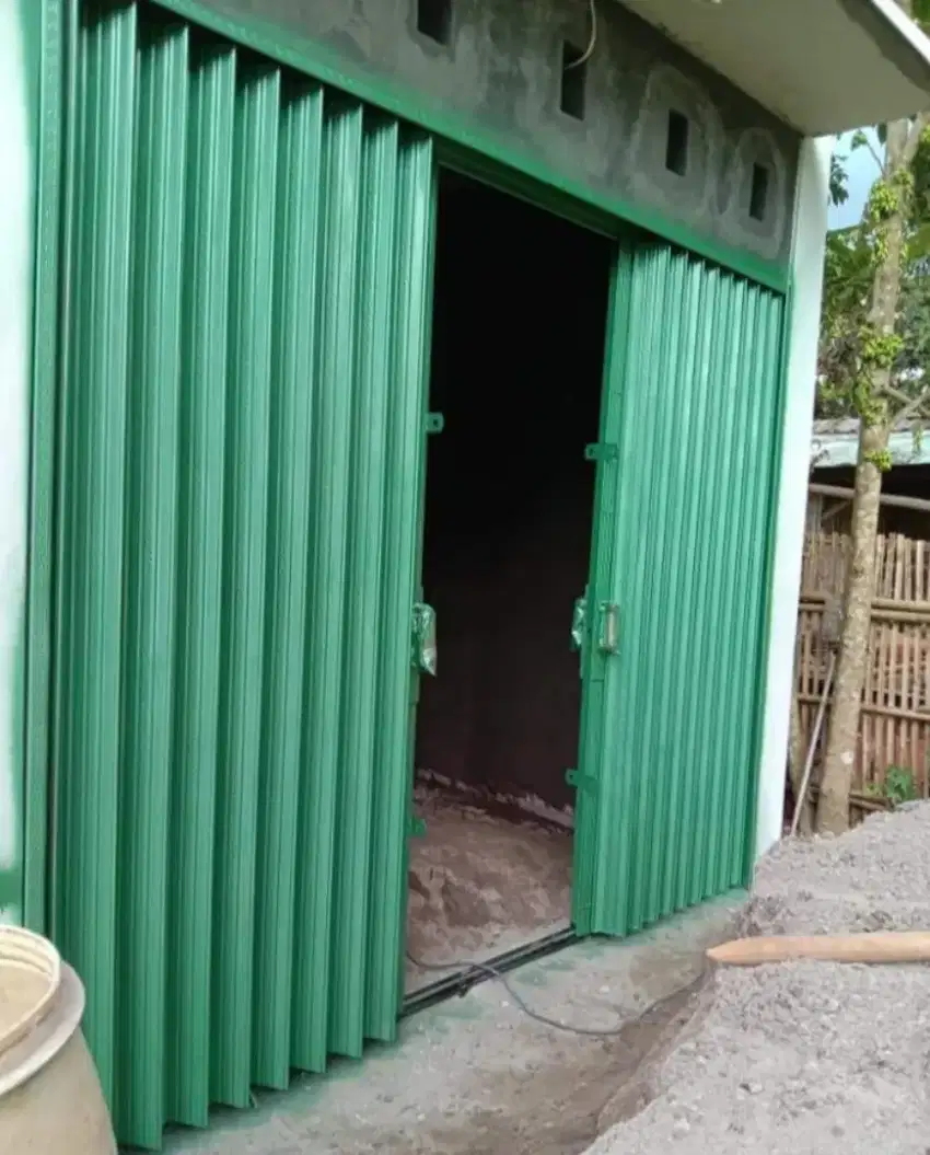Rolling door dan folding gate