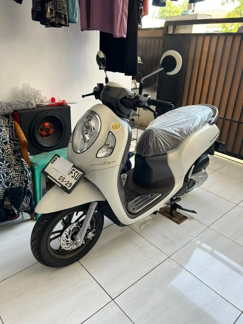 Scoopy Prestige Km 4Rb Gress