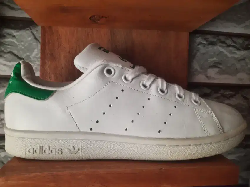 adidas stansmith
size 37
160k net