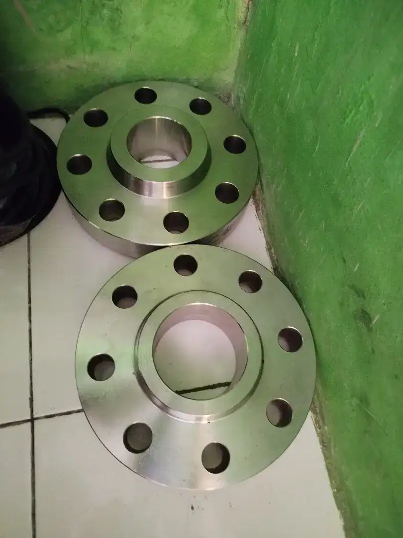 Ready flange 3, 21/2 So 900 304L