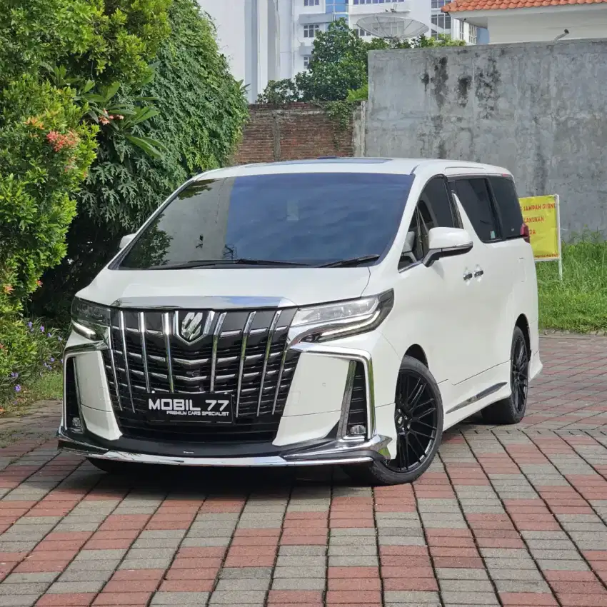 TOYOTA ALPHARD 3.5 TIPE Q (EXECUTIVE LOUNG) WHITE ON BLACK TAHUN 2019