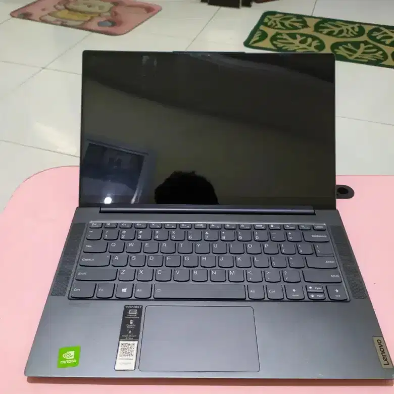 Lenovo Yoga Slim 7, RAM 8 gb,SSD 512 gb,Dual VGA Intel & Invidia mx350