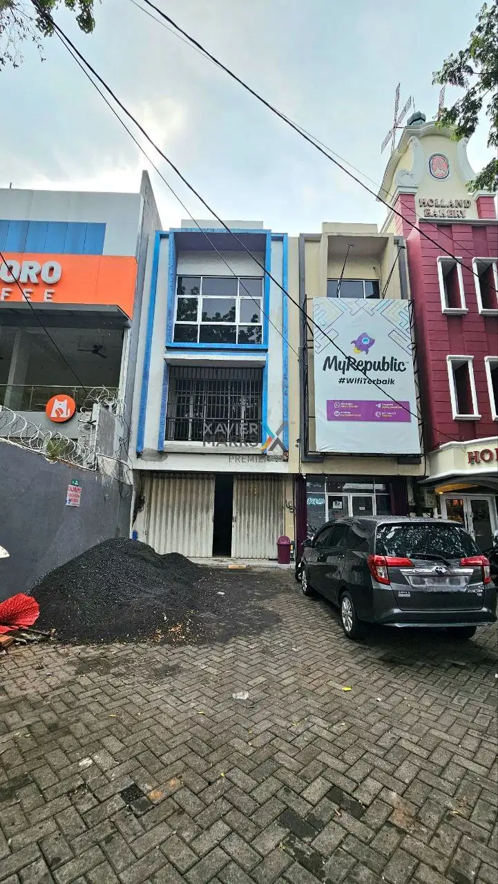 Disewakan Ruko 3 Lantai di Poros Jalan Sunandar Priyo Sudarmo, Malang