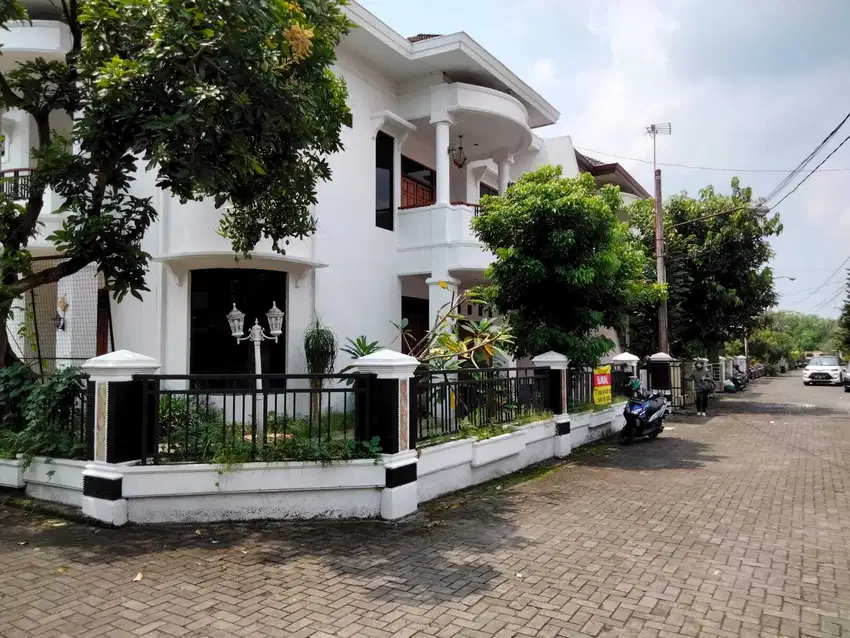 Rumah mewah di perumahan Nandan jl monjali mlati sleman yogyakarta