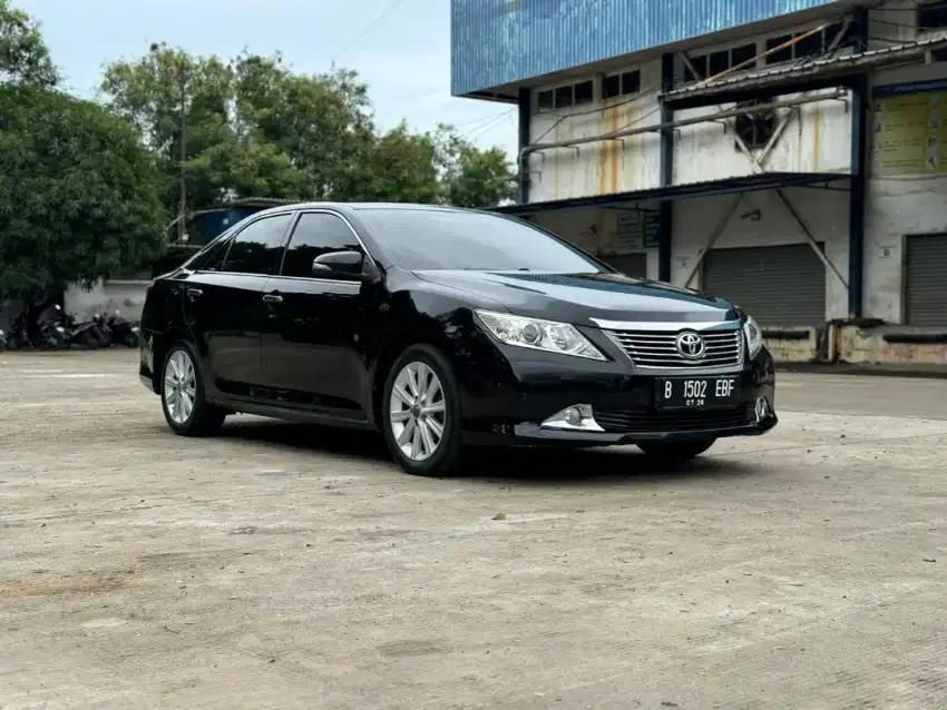 MURAH Camry 2.5 V 2012 AT