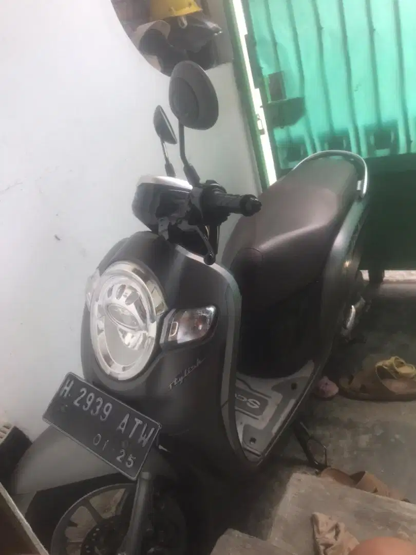 Di jual honda scoopy tahun 2020