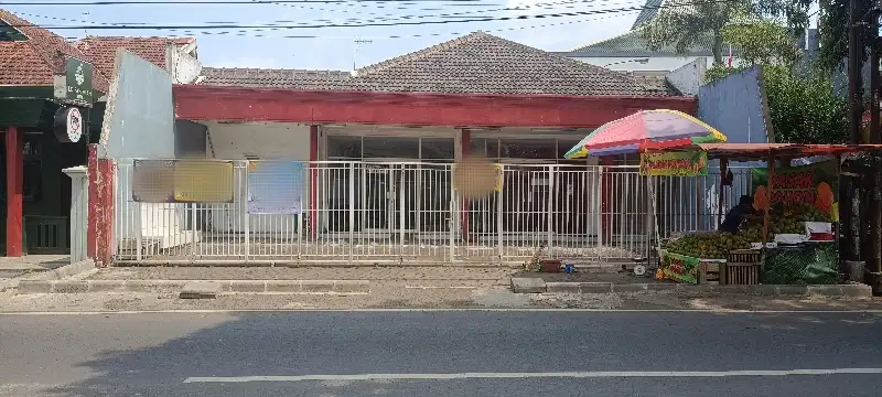 Disewakn Rumah Usaha  di Jalan Poros Tidar Bawah