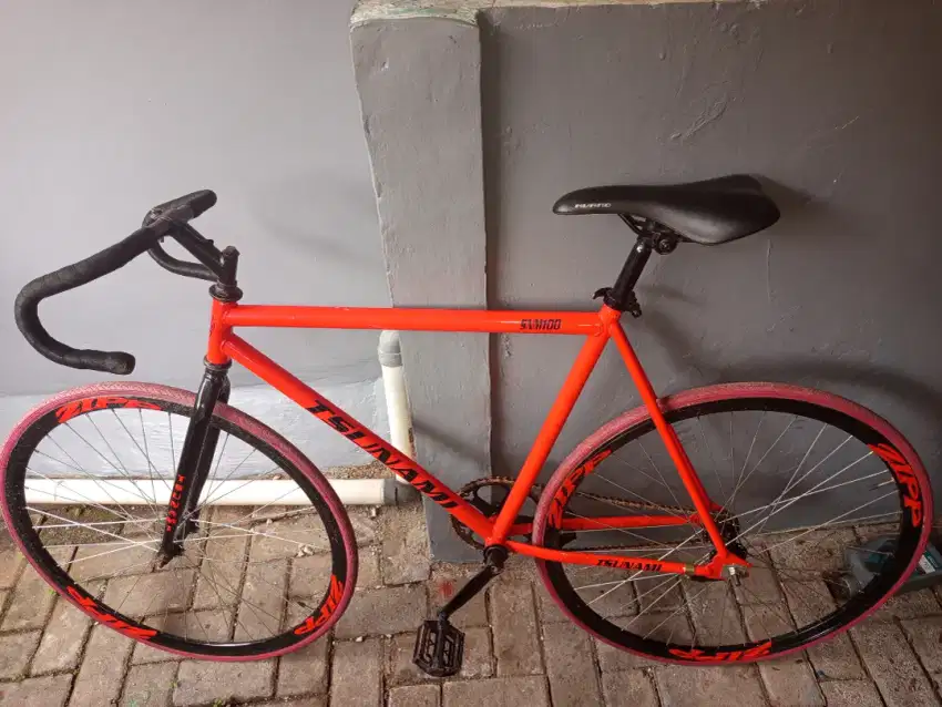 Sepeda fixie dewasa