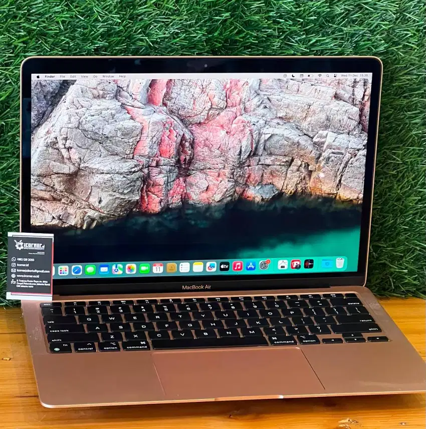 Laptop Apple Macbook air 13 Inch M1 2020  8 GB/256 GB  | Gaming