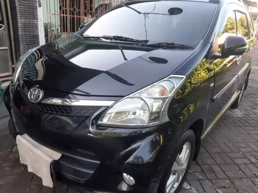 Toyota avanza veloz matic 2014