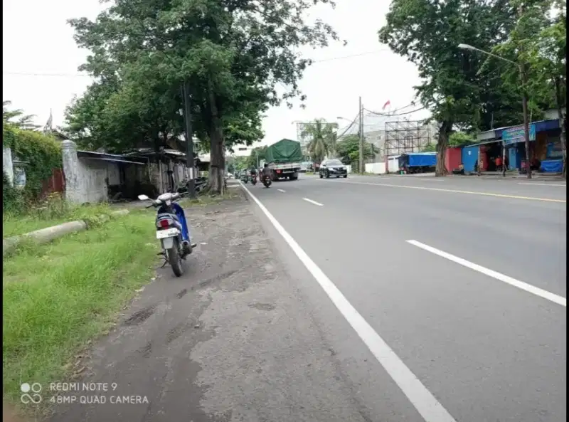 Disewakan ruang usaha di sumber solo