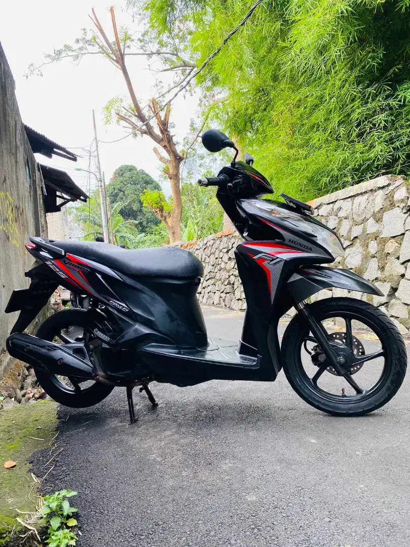 Honda Vario 125cc kzr pgm_fi tahun 2014