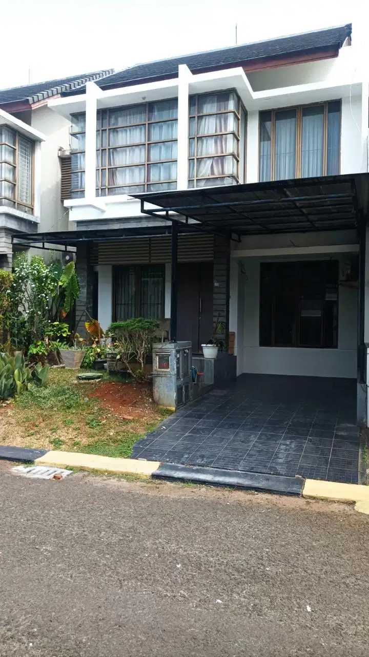 Rumah Disewakan di Emerald Garden Bintaro