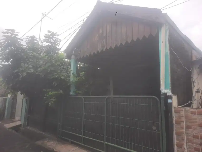 Jual rumah di komplek seroja