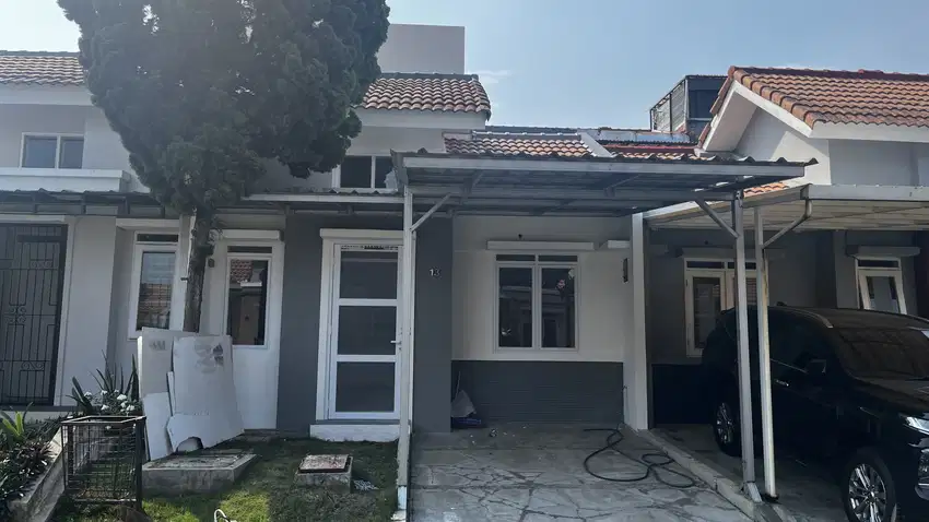 Rumah di Kota Baru Parahyangan.  2 kamar tidur.