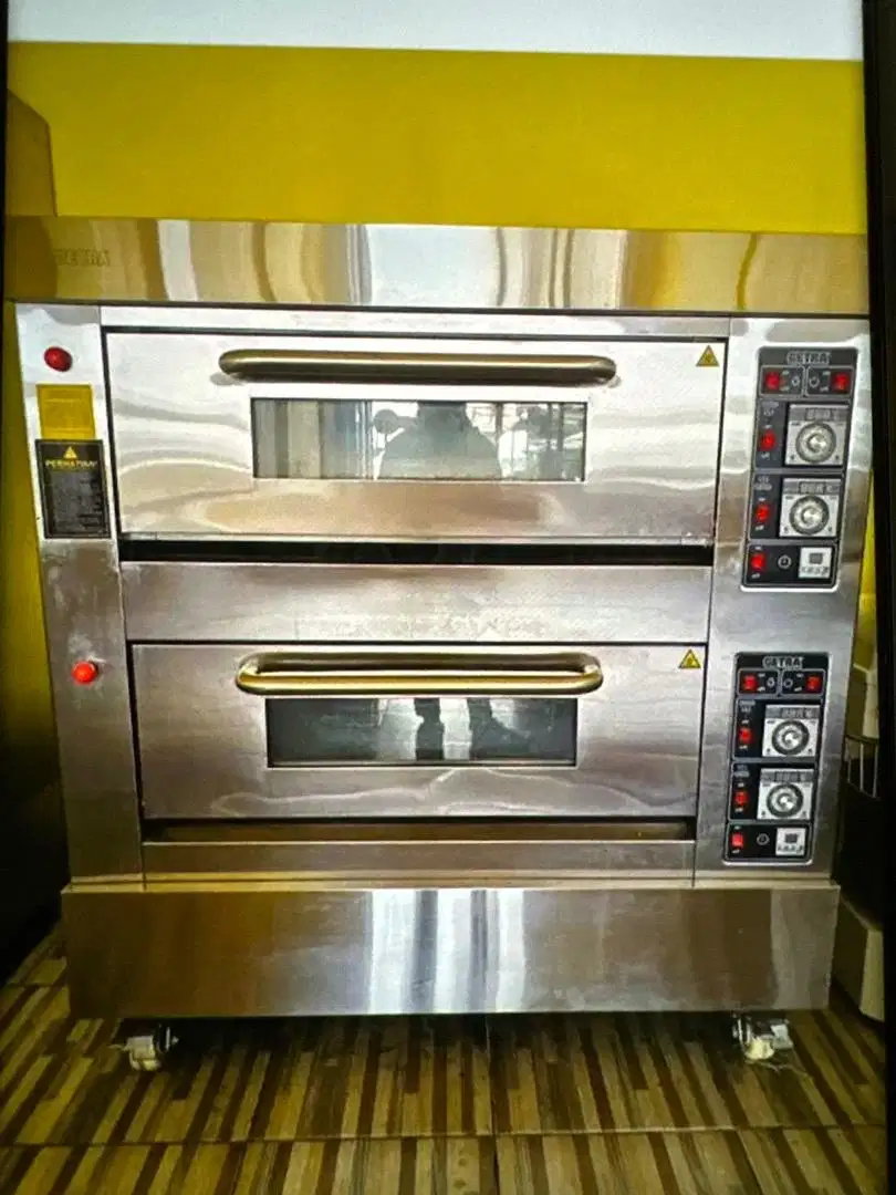 OVEN GETRA 2 DECK KONDISI LIKE NEW