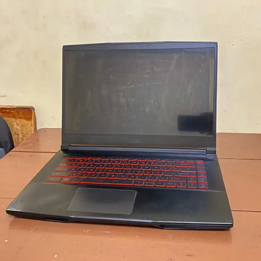 Laptop MSI GF63