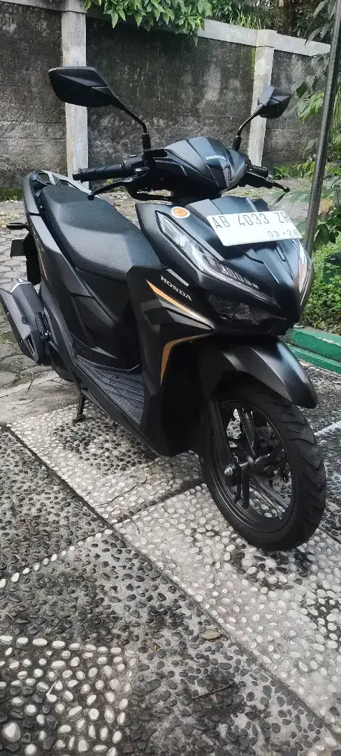 Honda Vario 125 2024 keyless seperti baru