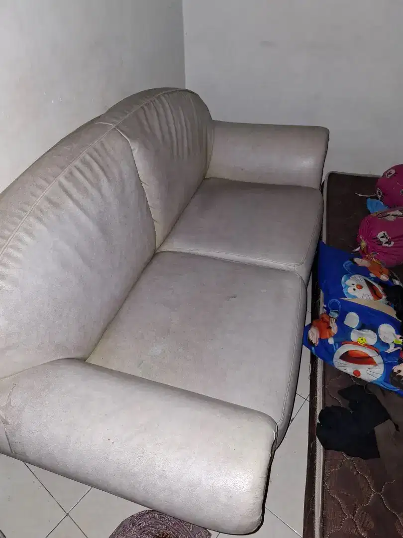 Sofa masih lumayan bagus