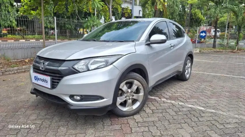 Pajak Panjang - Honda HRV 1.5 E Bensin-AT 2015(BIW)