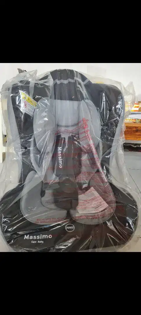 Baby car seat merk massimo (kursi mobil bayi)