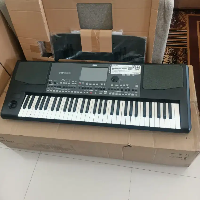 Korg Pa 600 IDN V2 SMI bekas