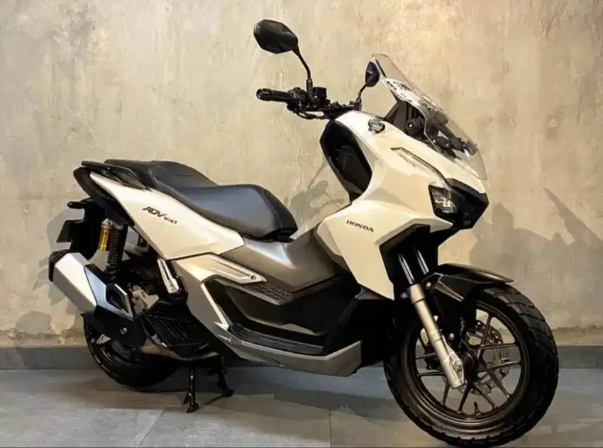 Di jual adv 2023 putih