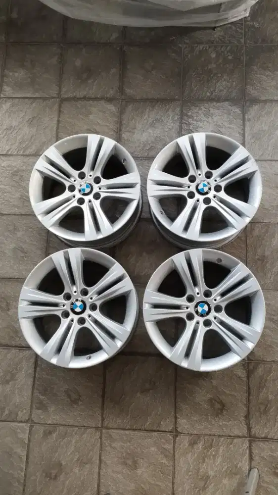 Jual Velg Bekas Copotan BMW F30 320i. Bisa untuk E90, E46, E36.