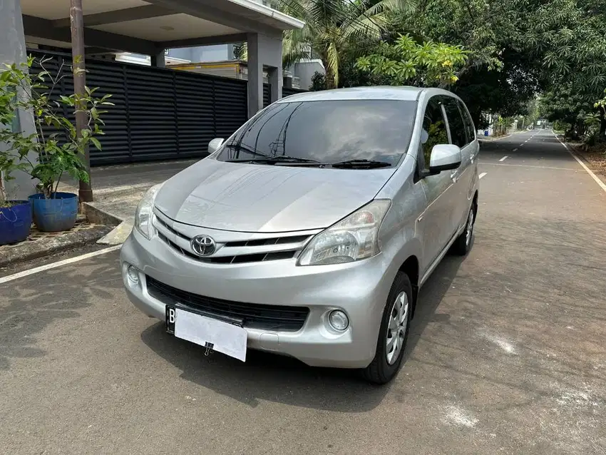 (TDP 10 JT) Toyota Avanza E 2012 Automatic Bebas Banjir dan Tabrak