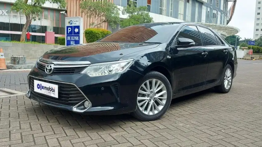 [OLXmobbi] Toyota Camry 2.5 V Bensin-AT 2017 505