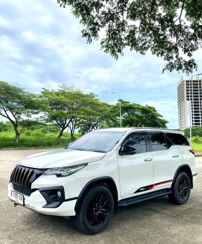 Fortuner VRZ TRD 2.4 AT 2018