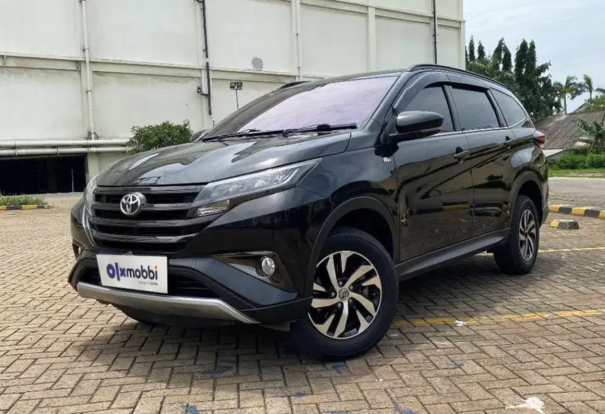 Pajak Panjang TDP 9,JT Toyota Rush 1.5 G Bensin-MT Hitam 2018