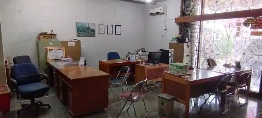 Ruang Usaha Dan Kantor Strategis Mainroad di Tuparev, Cirebon