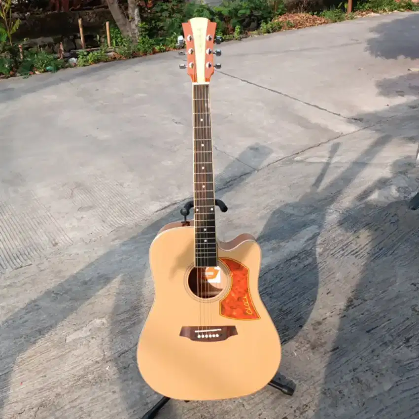 Gitar Cole Clarck akustik natural