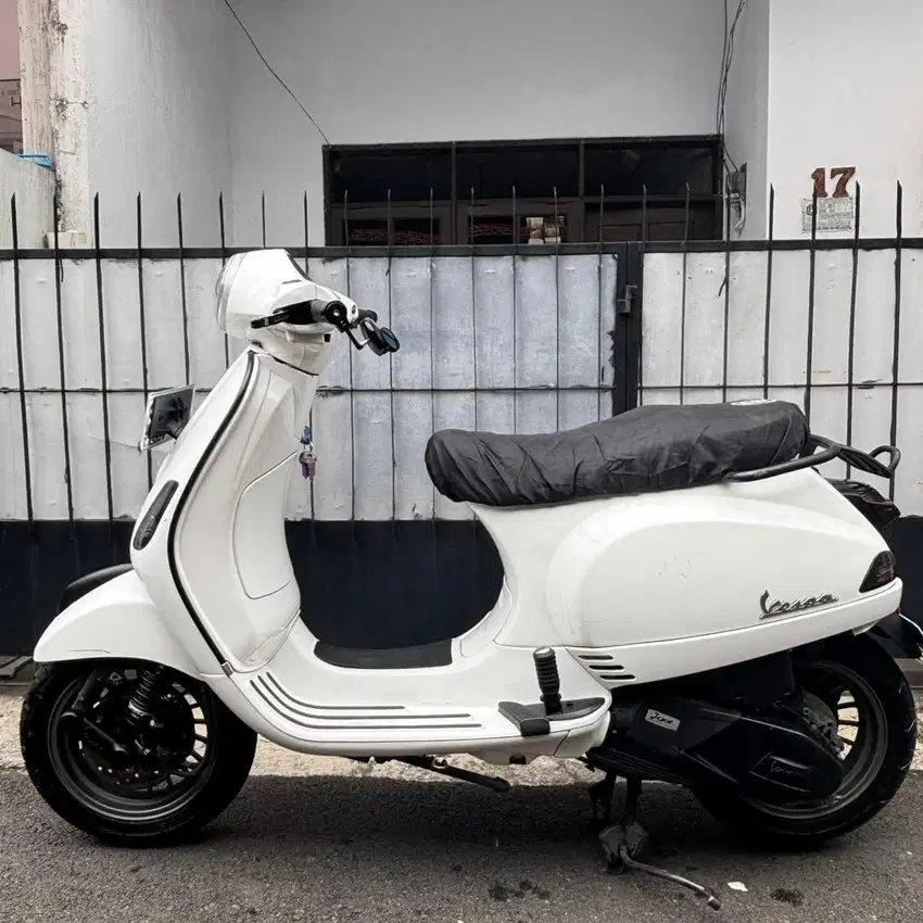 TERMURAH VESPA LX 125 iGet 2018