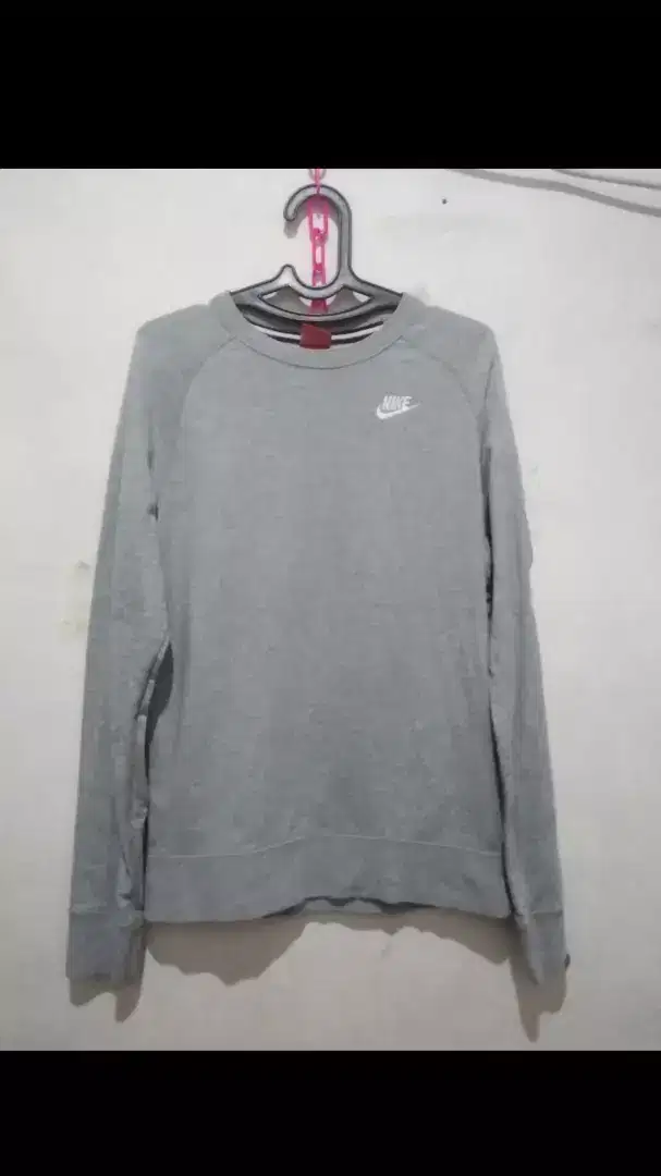 Crewneck NIKE Size M-L