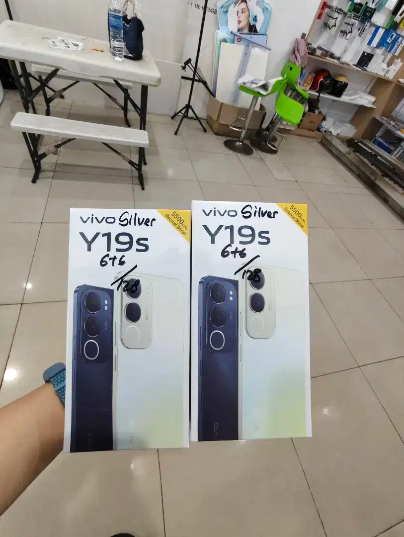 VIVO Y19S RAM 12/128 !! GRATIS GARANSI PECAH LCD DAN KEMASUKAN AIR