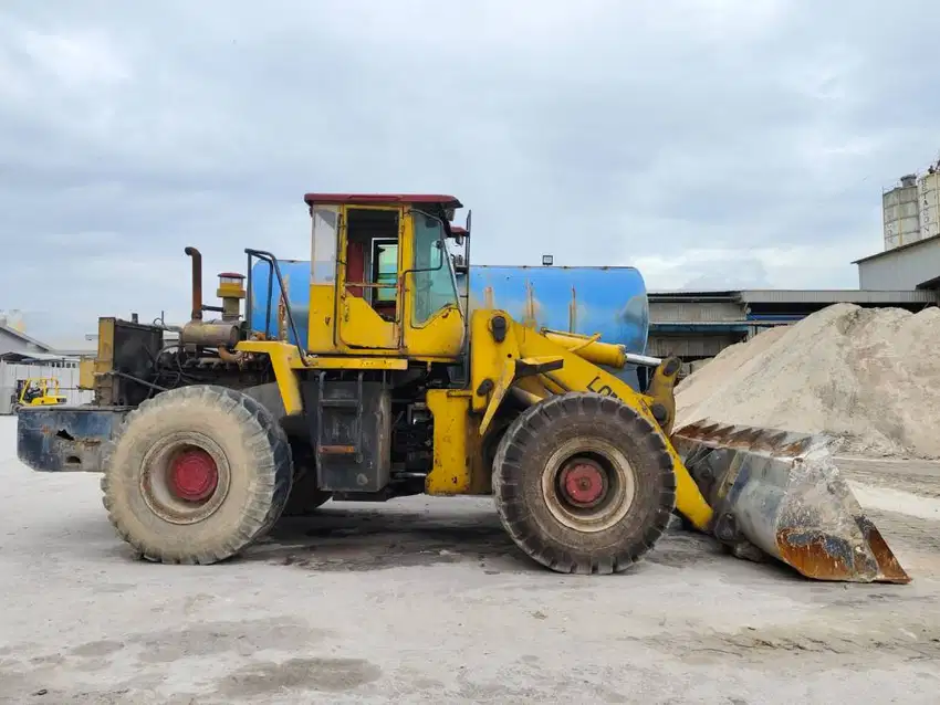 Jual cepat wheel loader LUQING 956 Tahun 2013