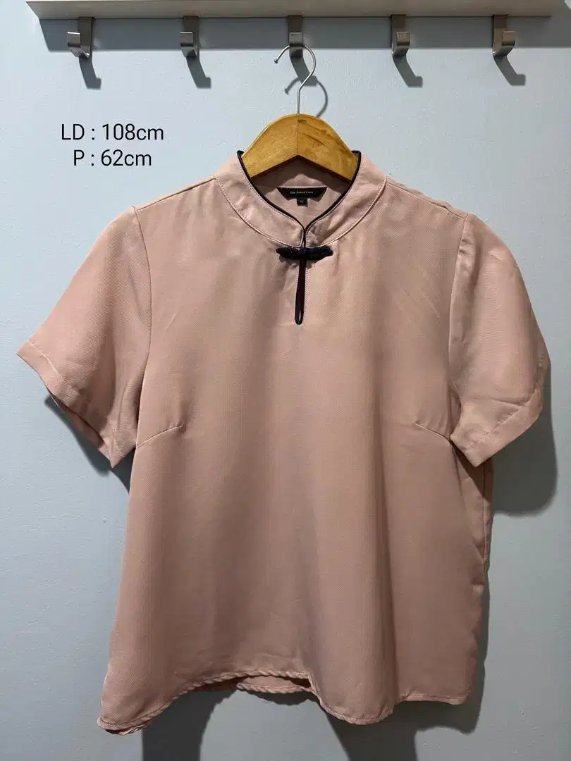 The Executive - Cheongsam Top Dusty Pink