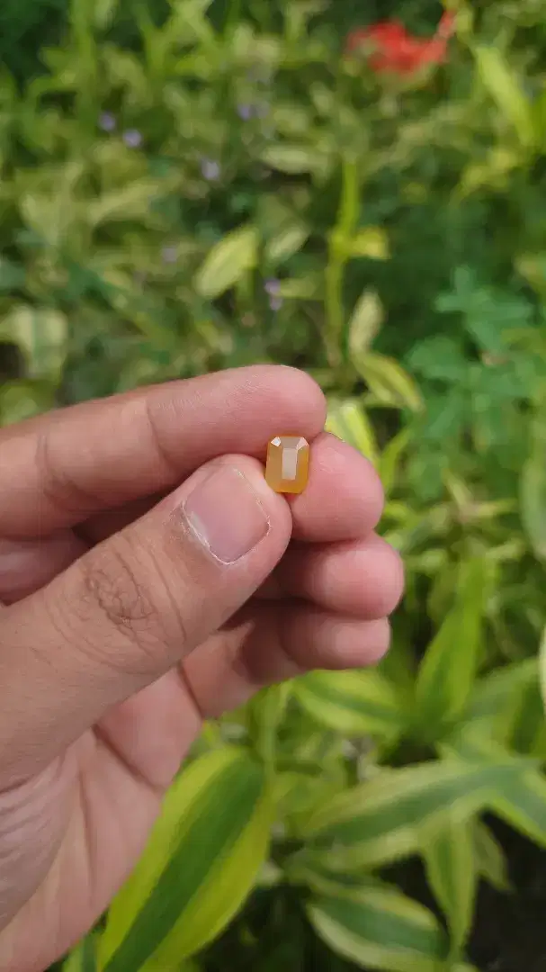 Natural Yellow Sapphire