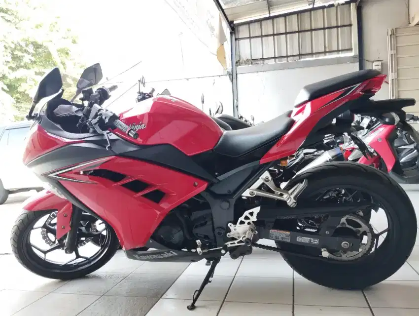 KAWASAKI NINJA 250 FI 2017 LOW KM GRATISS BBN BEKASI CASH KREDIT