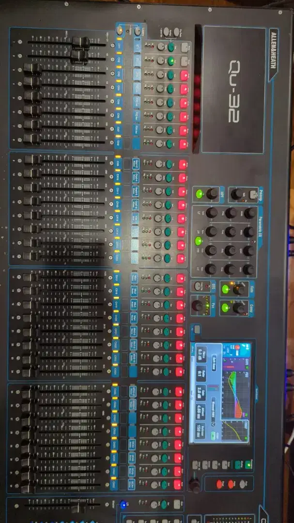 Mixer sound A&H QU 32