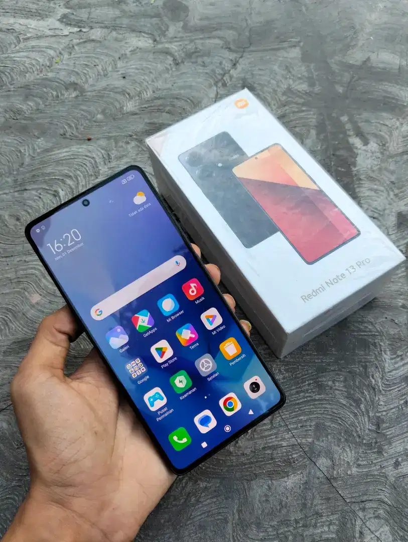 Redmi Note 13 Pro 4G 8/256 Fullset ori