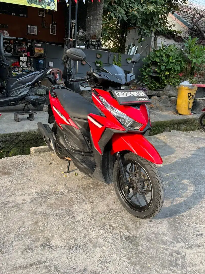 HONDA VARIO 125 LED OLD ISS 2018 PAJAK HIDUP SURAT KOMPLIT