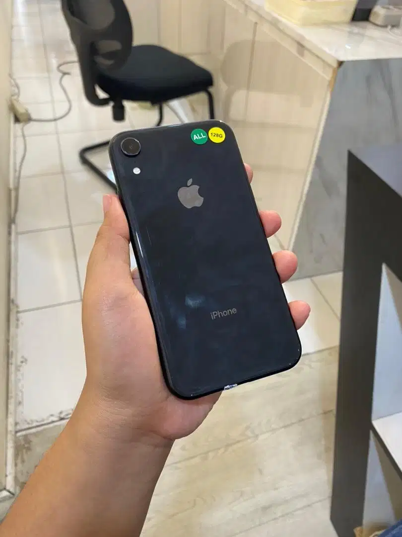 IPHONE XR 64GB SECOND BISA DIKREDIT TANPA DP