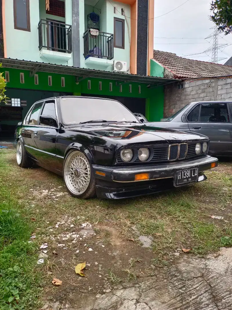 BMW E30 M10 1987