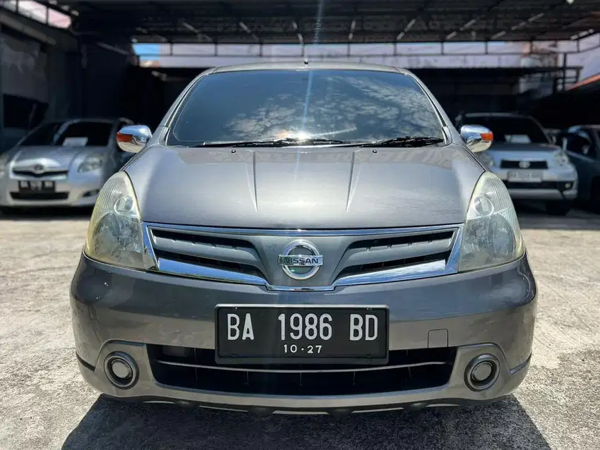 Grand Livina SV Automatic 2012 BA pajak baru kondisi istimewa