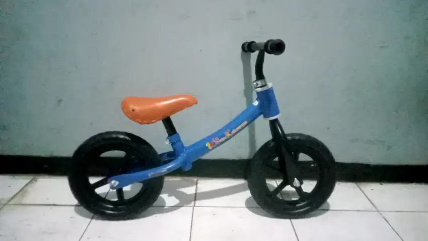 Dijual sepeda anak Tampa pedal barang masih bagus normal tinggal pakai