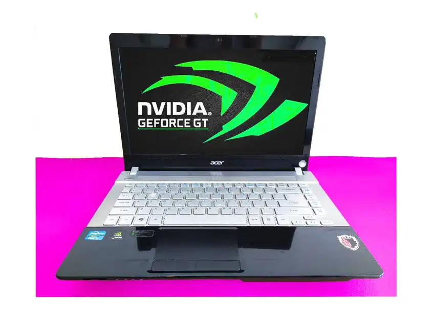 laptop ACER CORE i5-NvidiaGforce 128Bit